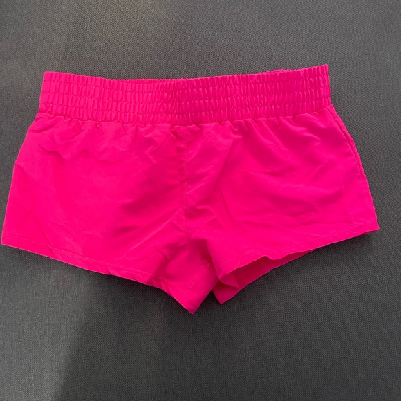 Short girl choice L or XL - Picture 1 of 1